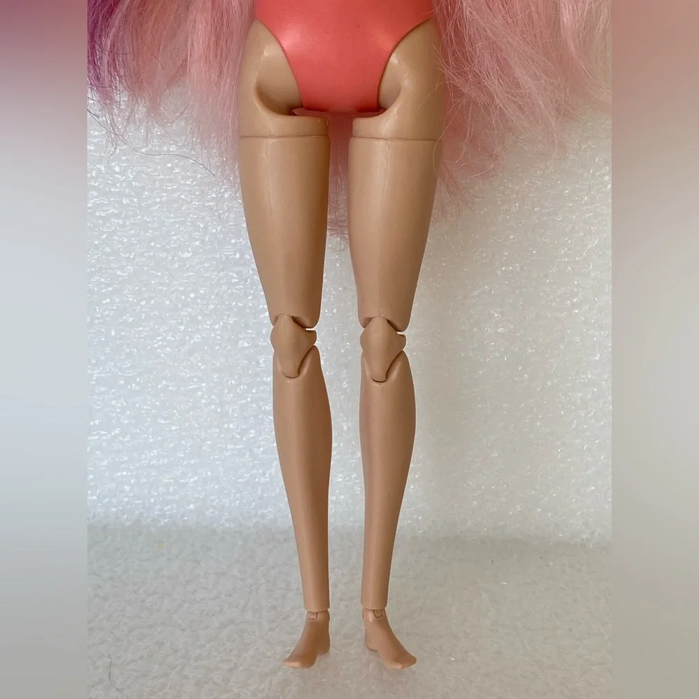 Barbie Pop Reveal Bubble Tea Series Doll with Pink Hair, Made To Move HTJ22